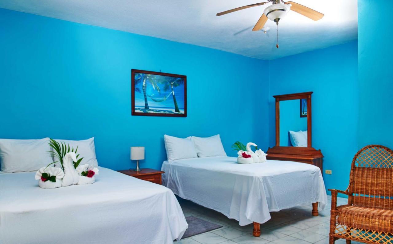 Yellow Bird Sea Negril Bagian luar foto